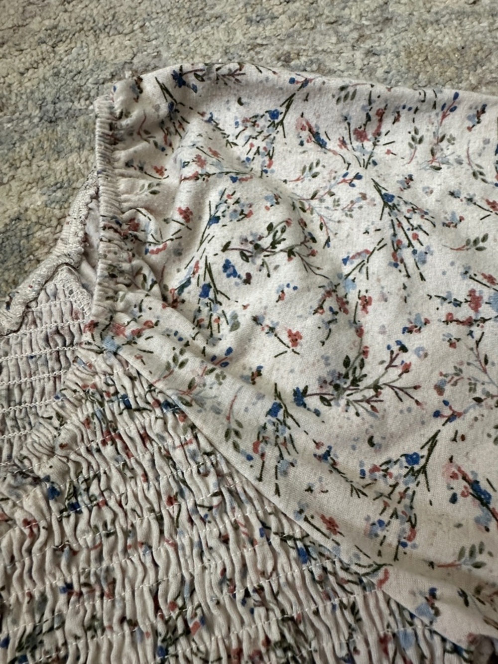 Floral Ruched Cream Top - Picture 6 of 6